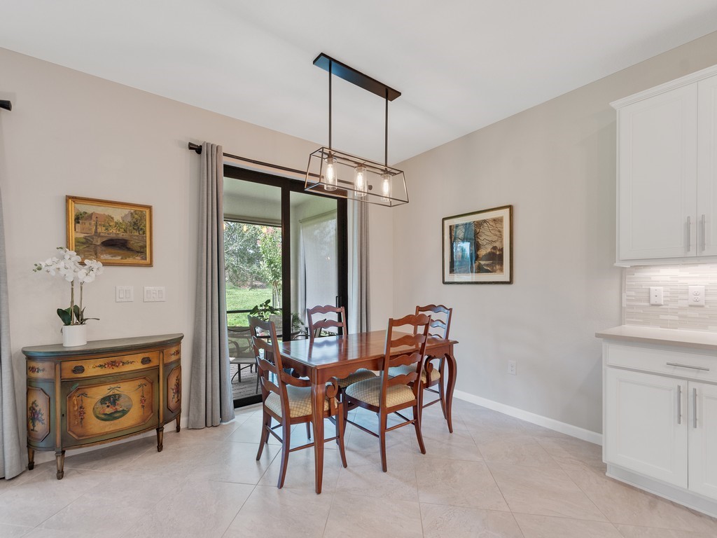 4633 Ibis Road Vero Beach, FL 32967 - Photo 13 of 29 Gallery Image 13