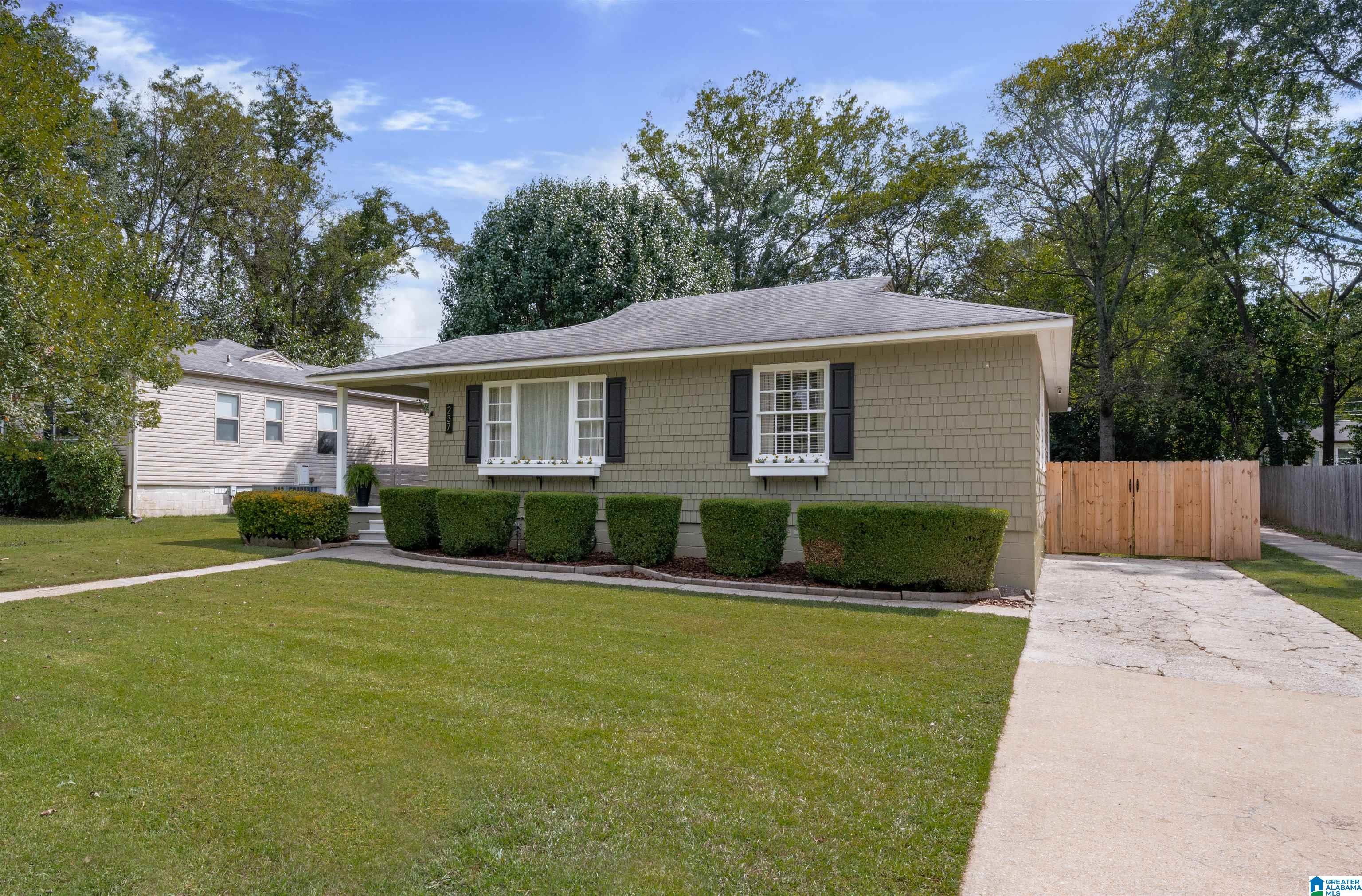 237 Raleigh Avenue Birmingham, AL 35209 - Photo 34 of 46