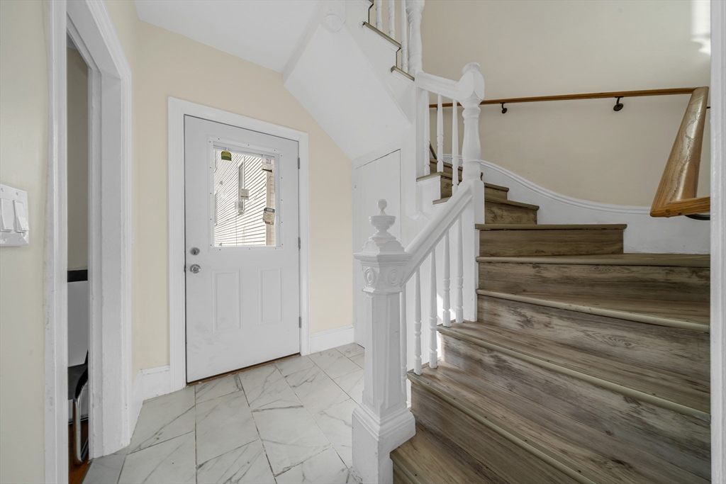 12 Adams Street Lynn, MA 01902 - Photo 2 of 22
