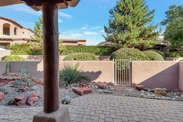 $700,000 | 55 Corte Banca, Sedona, AZ 86351