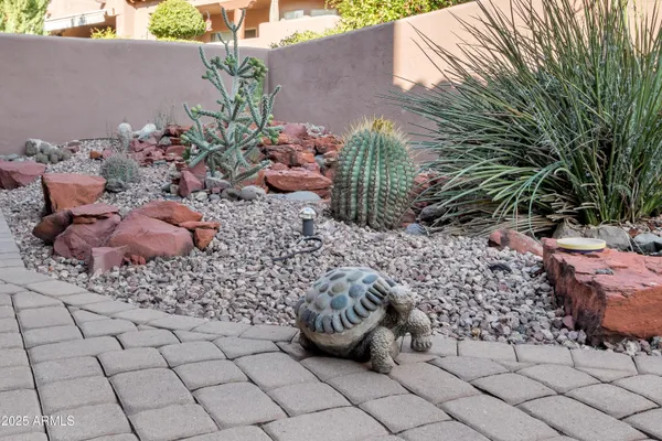 $700,000 | 55 Corte Banca, Sedona, AZ 86351