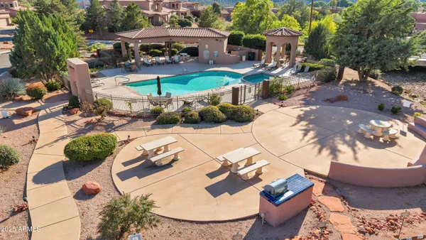 $700,000 | 55 Corte Banca, Sedona, AZ 86351