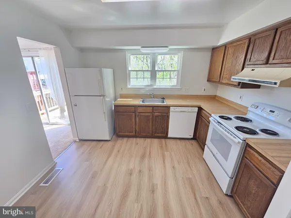 $2,150 | 19378 Hottinger Circle, Germantown, MD 20874