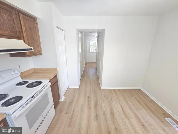 $2,150 | 19378 Hottinger Circle, Germantown, MD 20874