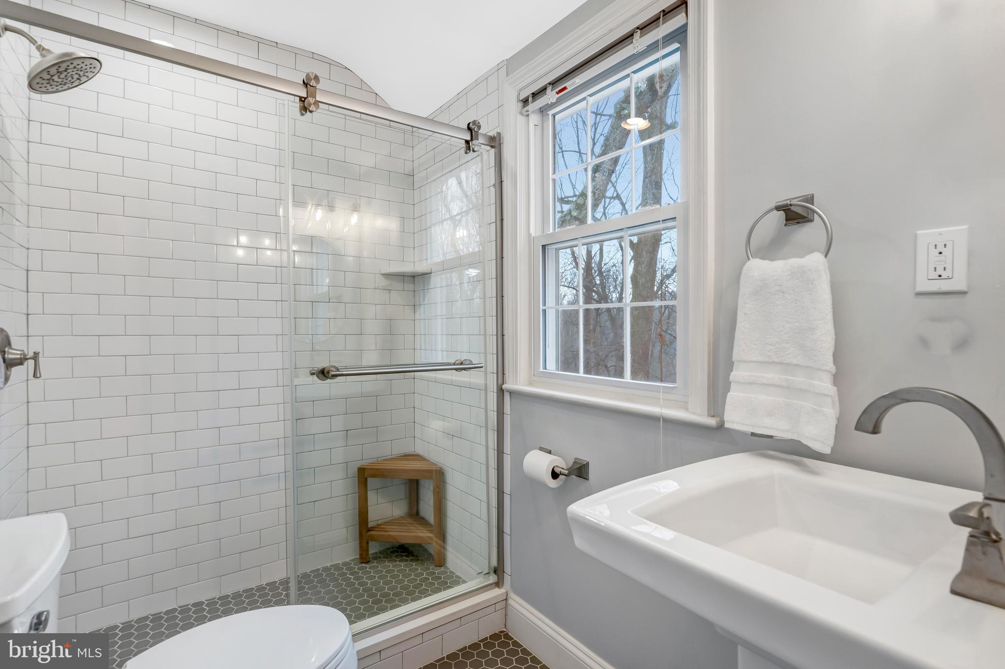 10001 Big Rock Road Silver Spring, MD 20901 - Photo 29 of 47