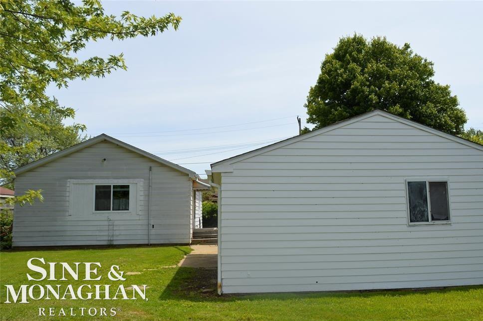 7330 Bealane Road Algonac, MI 48001 - Photo 5 of 24 50058583-4.JPG