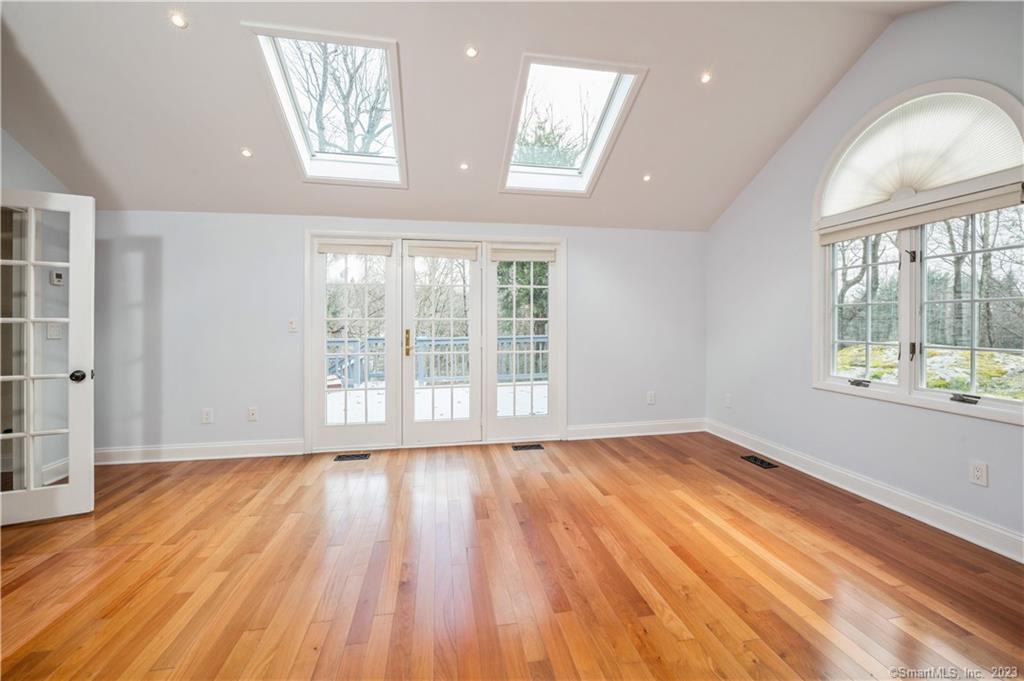 2428 Long Ridge Road Stamford, CT 06903 - Photo 20 of 29