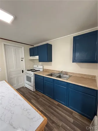 $1,350 | 300 South Pleasant Street, Watertown, NY 13601