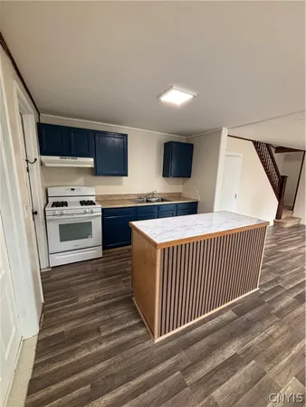 $1,350 | 300 South Pleasant Street, Watertown, NY 13601