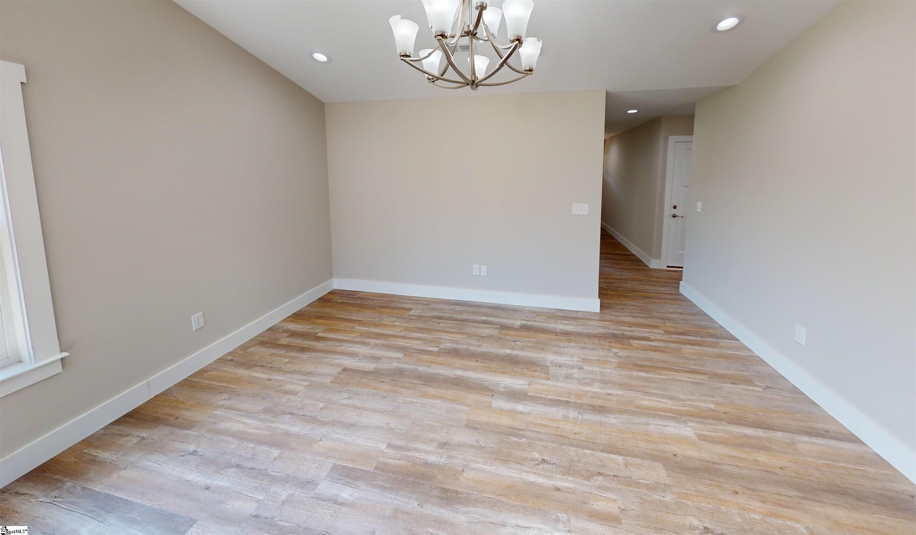 115 Sunrise Road Spartanburg, SC 29302 - Photo 7 of 27 Gallery Image 7