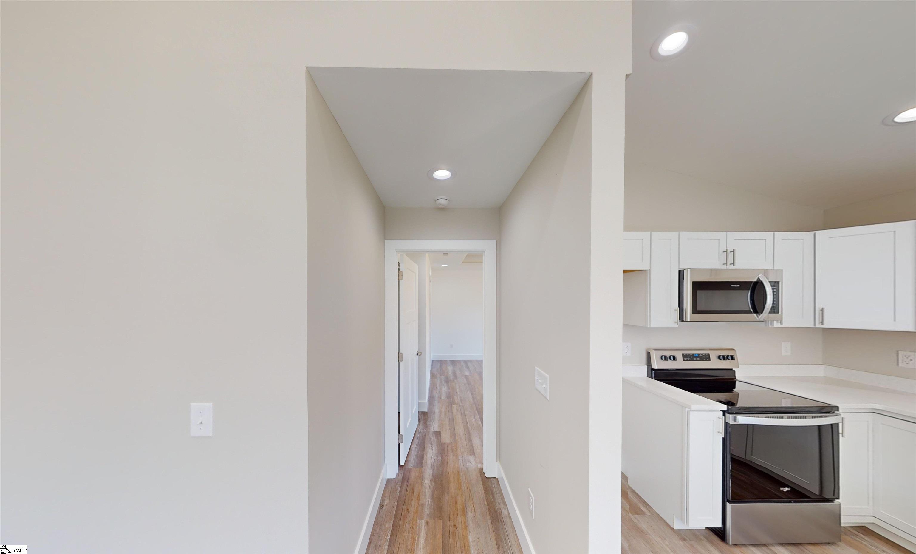 115 Sunrise Road Spartanburg, SC 29302 - Photo 9 of 27 Gallery Image 9