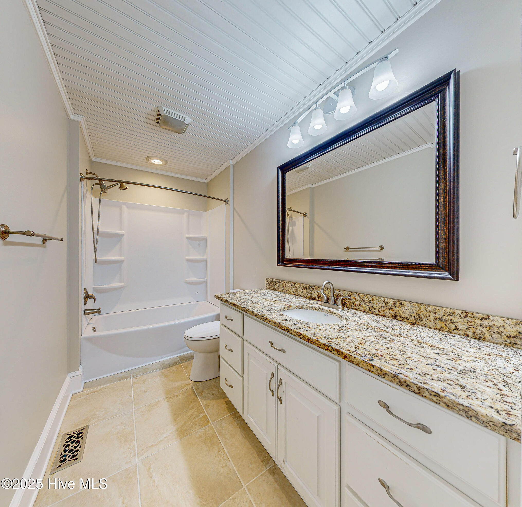 3314 Dobbs Farm Road Kinston, NC 28504 - Photo 27 of 44 Bathroom
