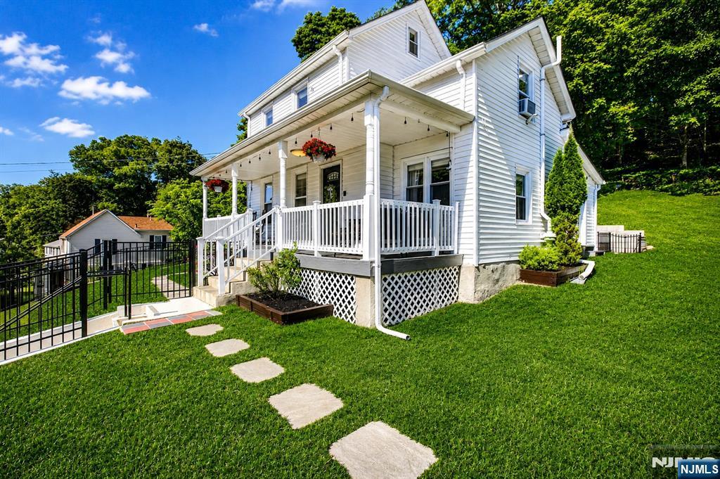 71 Reeve Avenue Bloomingdale, NJ 07403 - Photo 3 of 24
