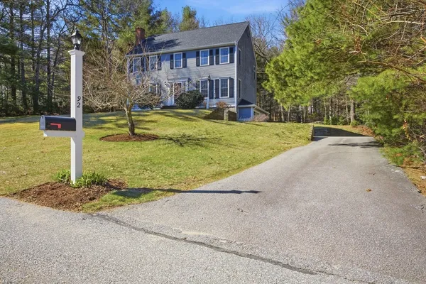 $725,000 | 92 Ocean Hill Drive, Kingston, MA 02364