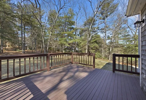 $725,000 | 92 Ocean Hill Drive, Kingston, MA 02364