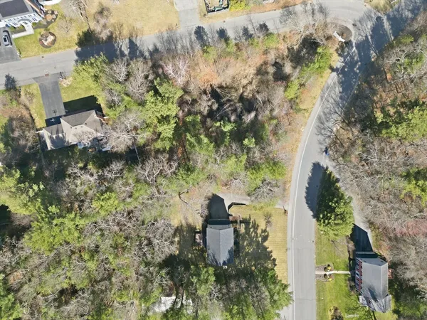$725,000 | 92 Ocean Hill Drive, Kingston, MA 02364