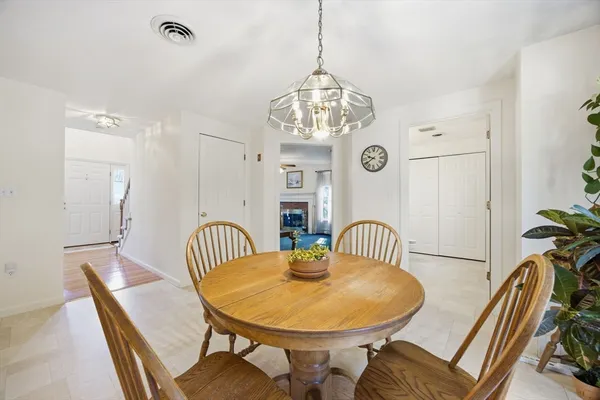 $725,000 | 92 Ocean Hill Drive, Kingston, MA 02364