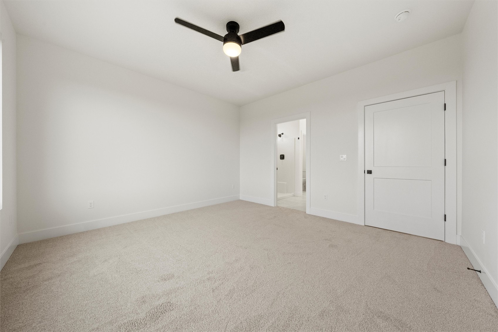 1269 E Mount Othello, WA 99344 - Photo 24 of 32 a view of an empty room