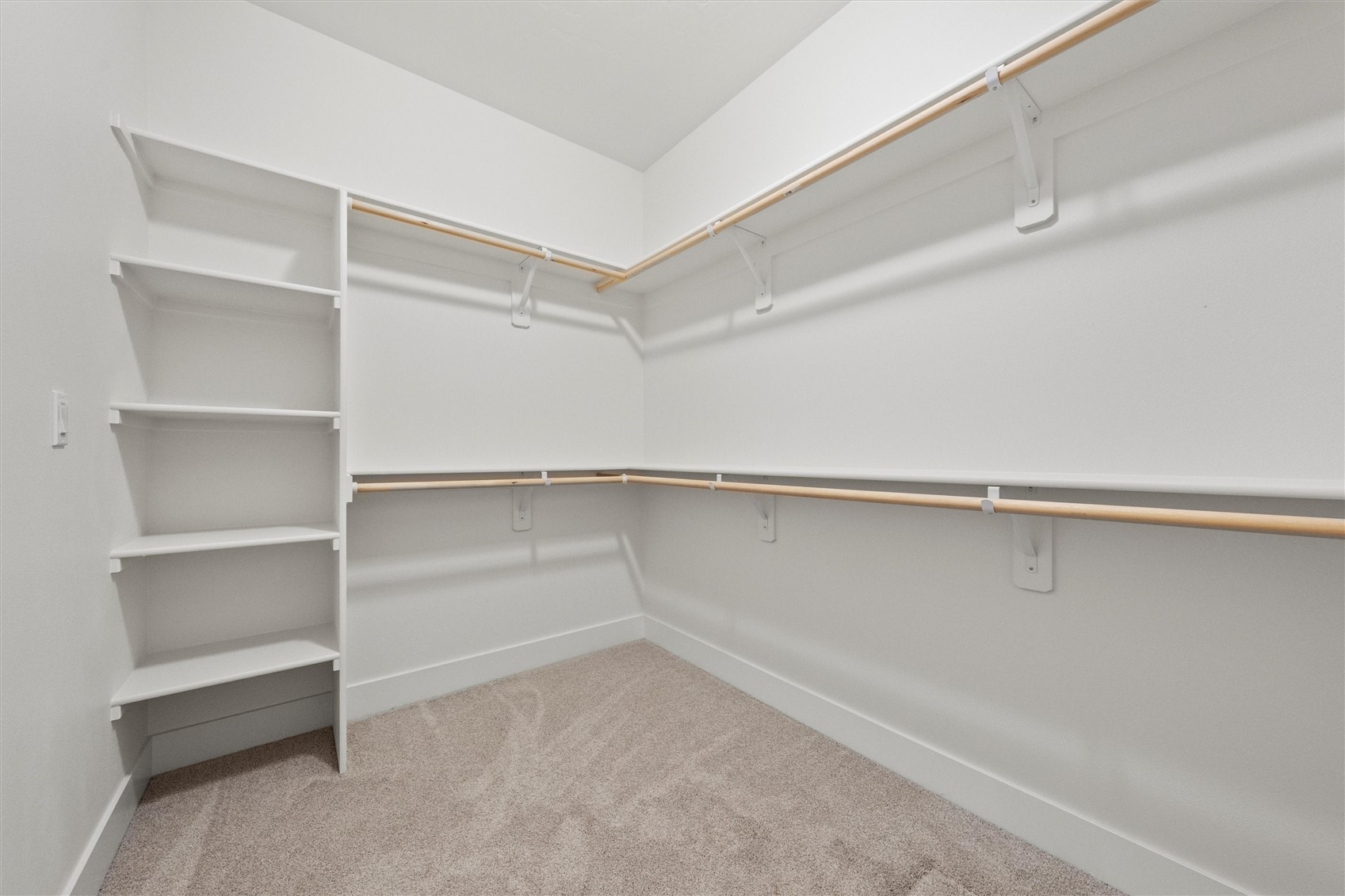 1269 E Mount Othello, WA 99344 - Photo 27 of 32 a view of an empty walk in closet