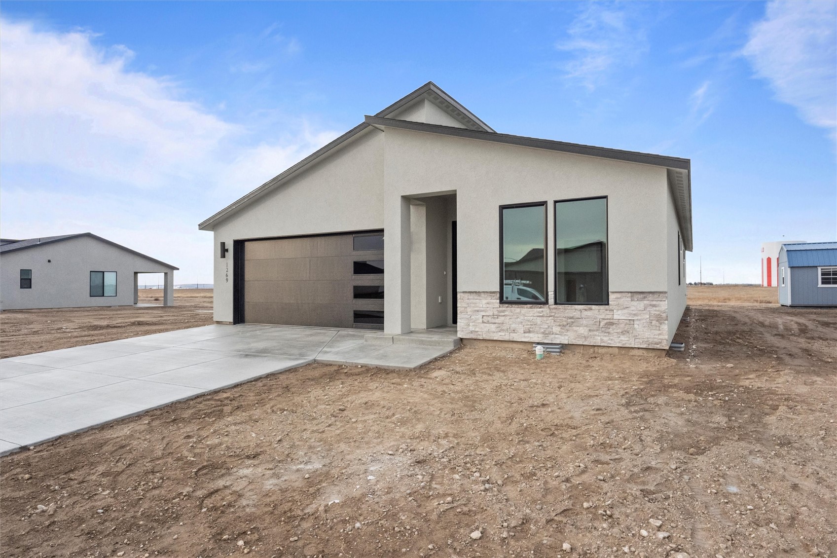 1269 E Mount Othello, WA 99344 - Photo 30 of 32 a house with a outdoor space