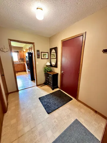 $625,000 | 19118 Aspen Avenue, Tracy, MN 56175