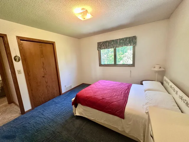 $625,000 | 19118 Aspen Avenue, Tracy, MN 56175