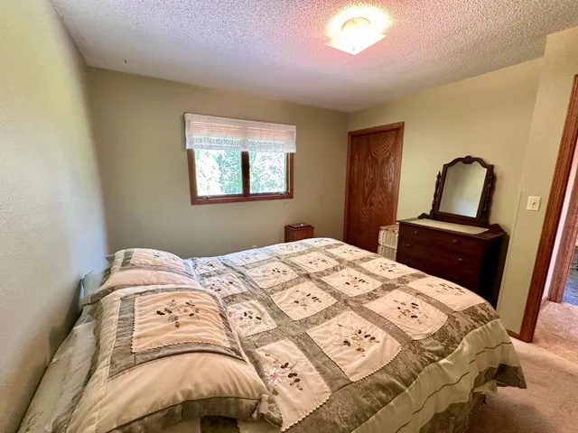 $625,000 | 19118 Aspen Avenue, Tracy, MN 56175