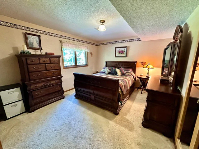 $625,000 | 19118 Aspen Avenue, Tracy, MN 56175