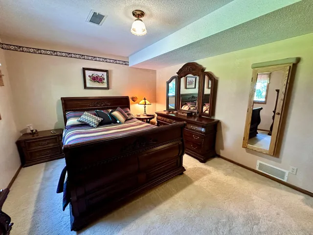 $625,000 | 19118 Aspen Avenue, Tracy, MN 56175