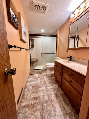 $625,000 | 19118 Aspen Avenue, Tracy, MN 56175