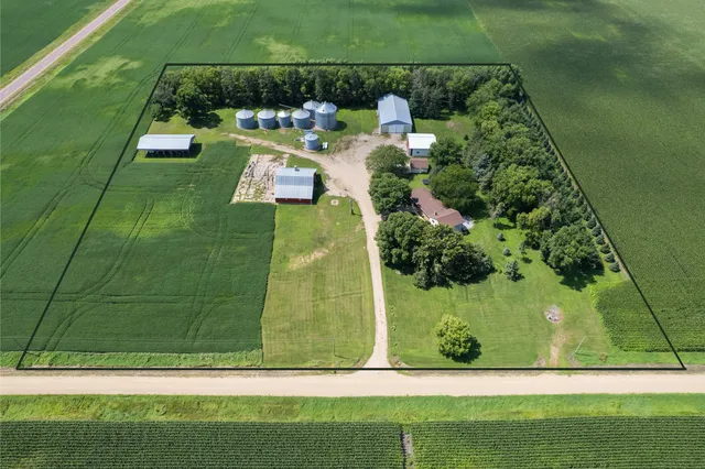 $625,000 | 19118 Aspen Avenue, Tracy, MN 56175