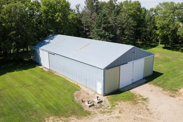 $625,000 | 19118 Aspen Avenue, Tracy, MN 56175