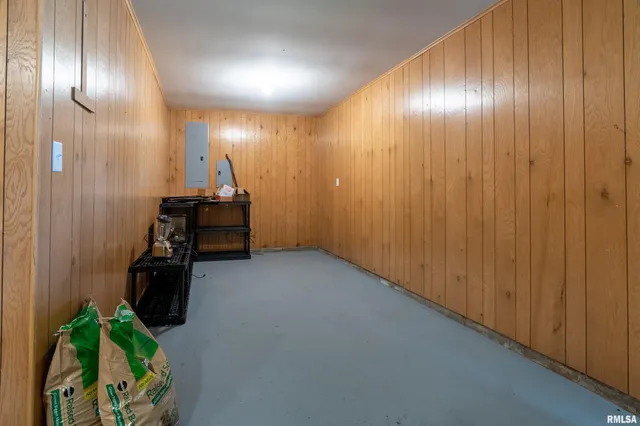 $370,000 | 1605 South Eugene Lane, Marion, IL 62959