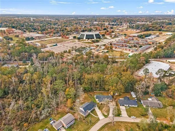 $100,000 | 6 Whitmar Drive, Hammond, LA 70401