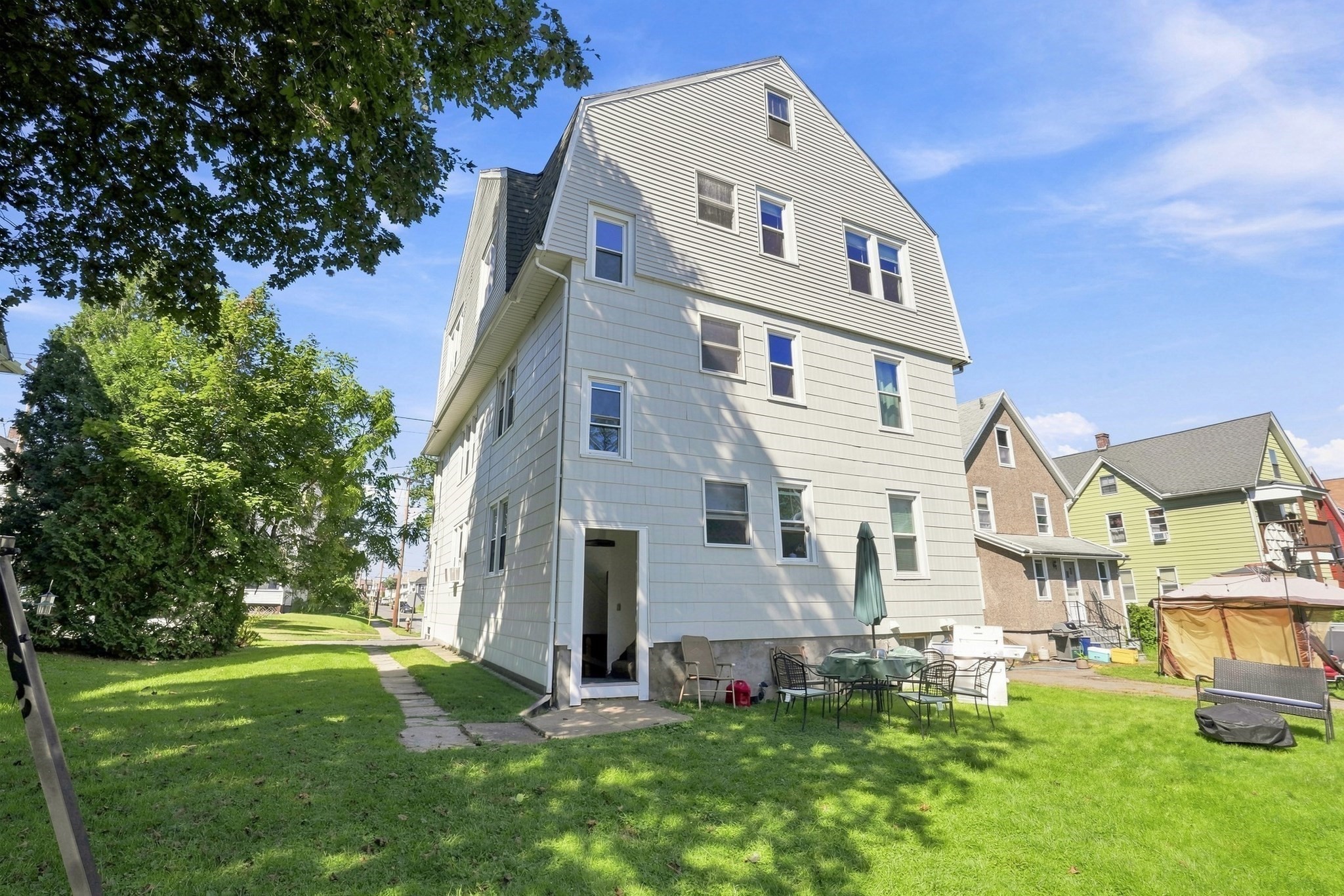 39 Bell Street Chicopee, MA 01013 - Photo 26 of 38 Gallery Image 26
