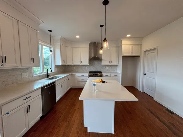 $899,000 | Lot 46-40 Titicut Avenue, Bridgewater, MA 02324