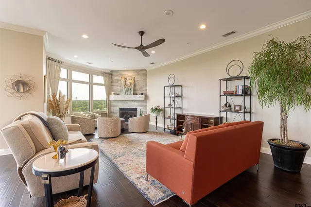 $1,249,900 | 2801 Wexford Drive, Unit 905, Tyler, TX 75709