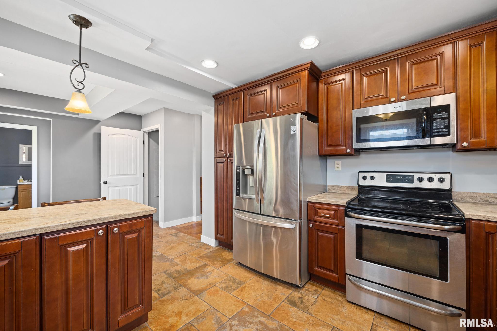 315 North Ida Street Lacon, IL 61540 - Photo 13 of 32