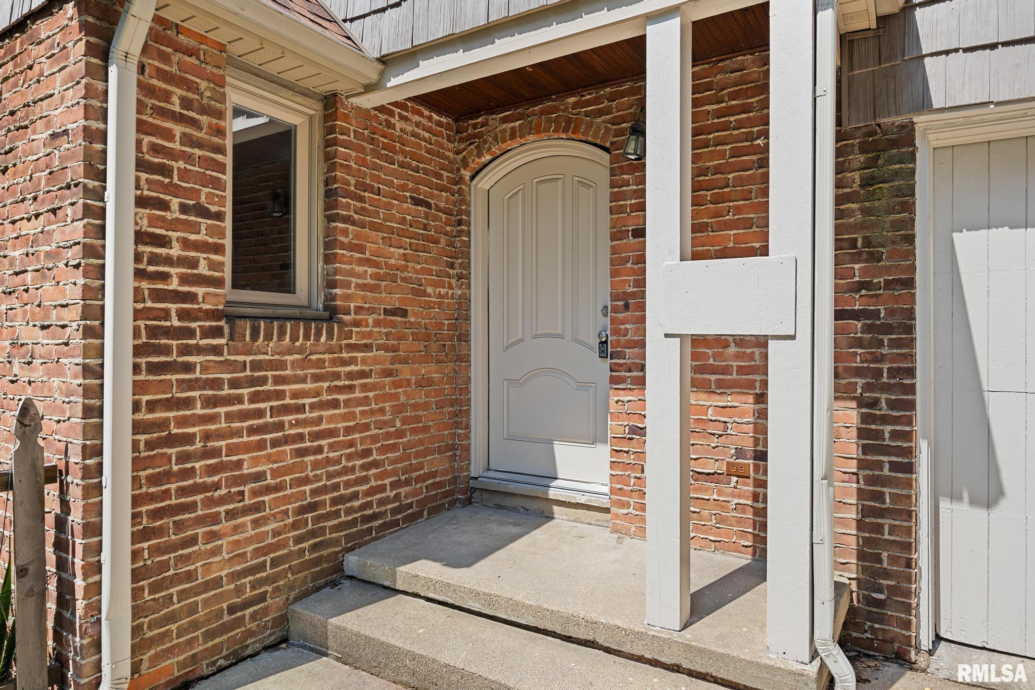 315 North Ida Street Lacon, IL 61540 - Photo 3 of 32