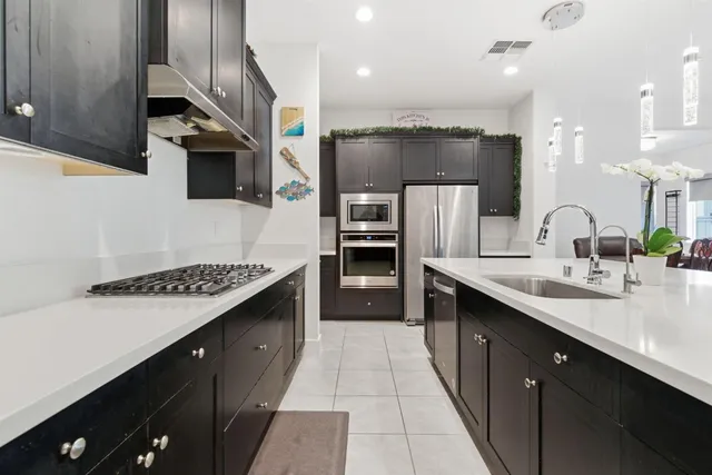 $998,997 | 2281 Garden Farms Avenue, Lathrop, CA 95330