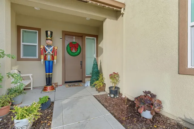 $998,997 | 2281 Garden Farms Avenue, Lathrop, CA 95330