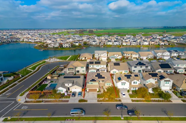 $998,997 | 2281 Garden Farms Avenue, Lathrop, CA 95330