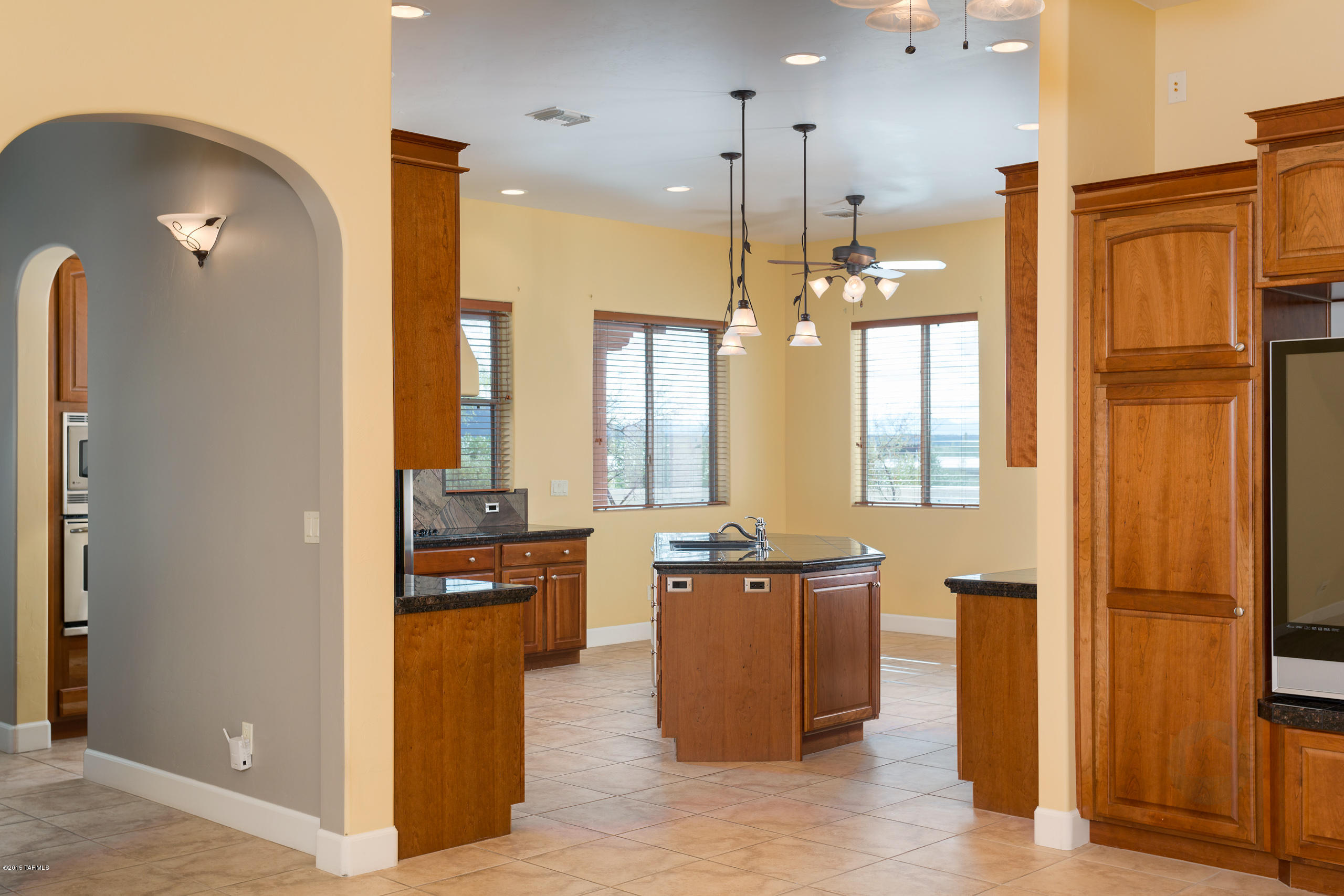 2831 North Wentworth Road Tucson, AZ 85749 - Photo 8 of 29 Gallery Image 8