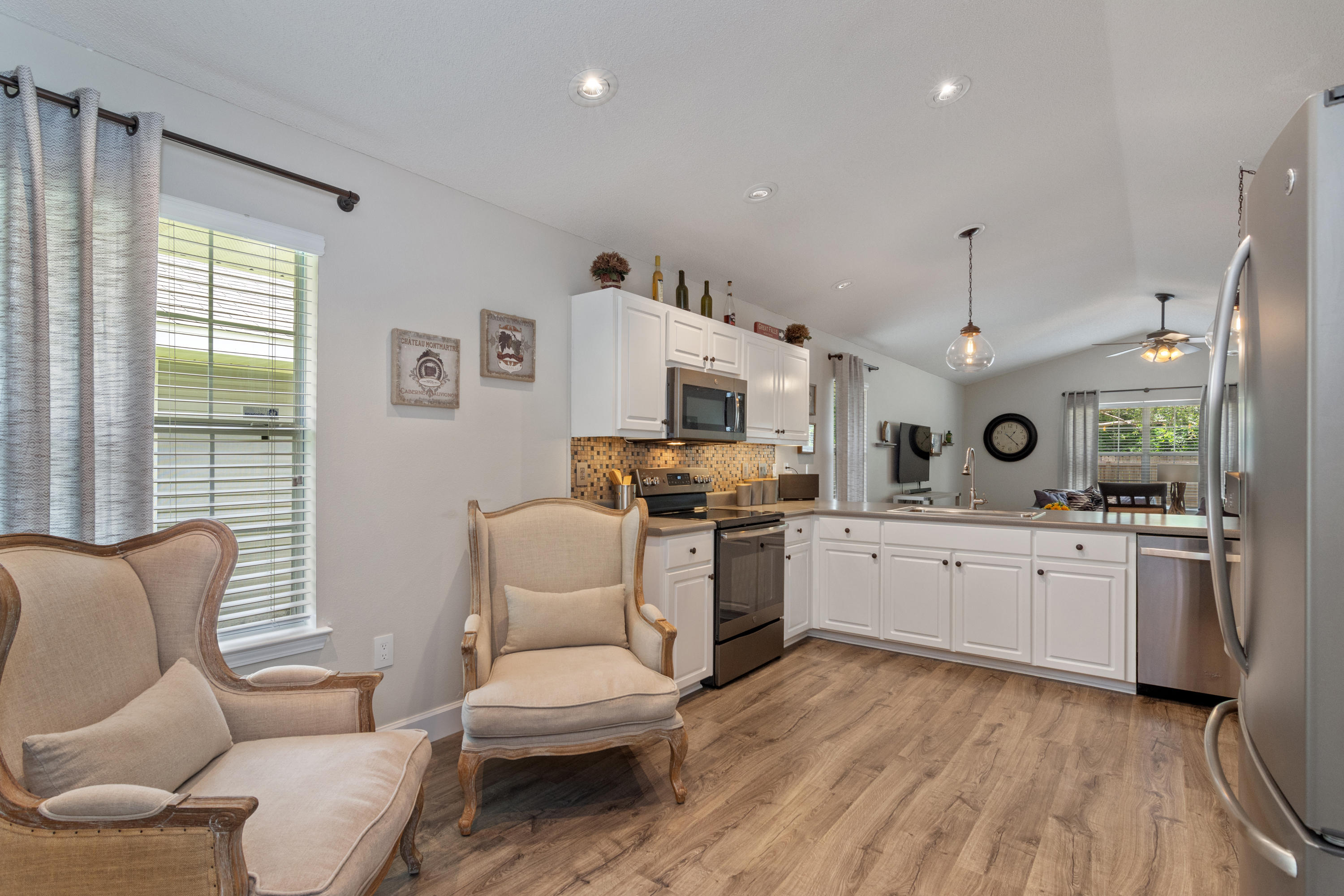 732 Randall Roberts Road Fort Walton Beach, FL 32547 - Photo 13 of 35 Gallery Image 13