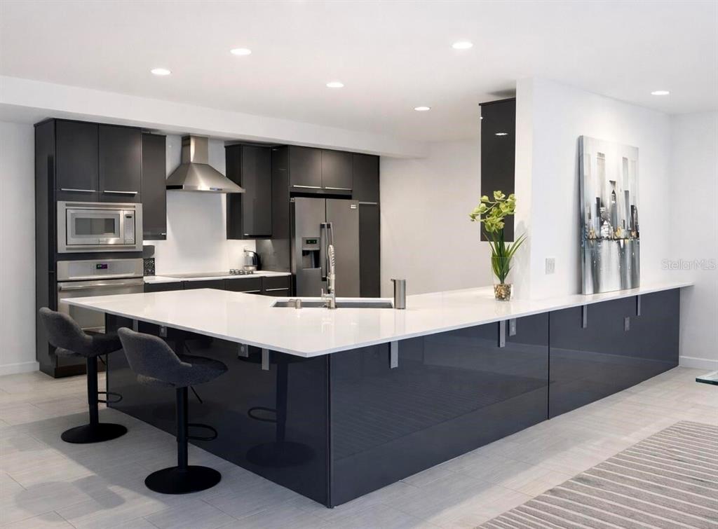 2906 Southwest 2nd Avenue Gainesville, FL 32607 - Photo 3 of 18