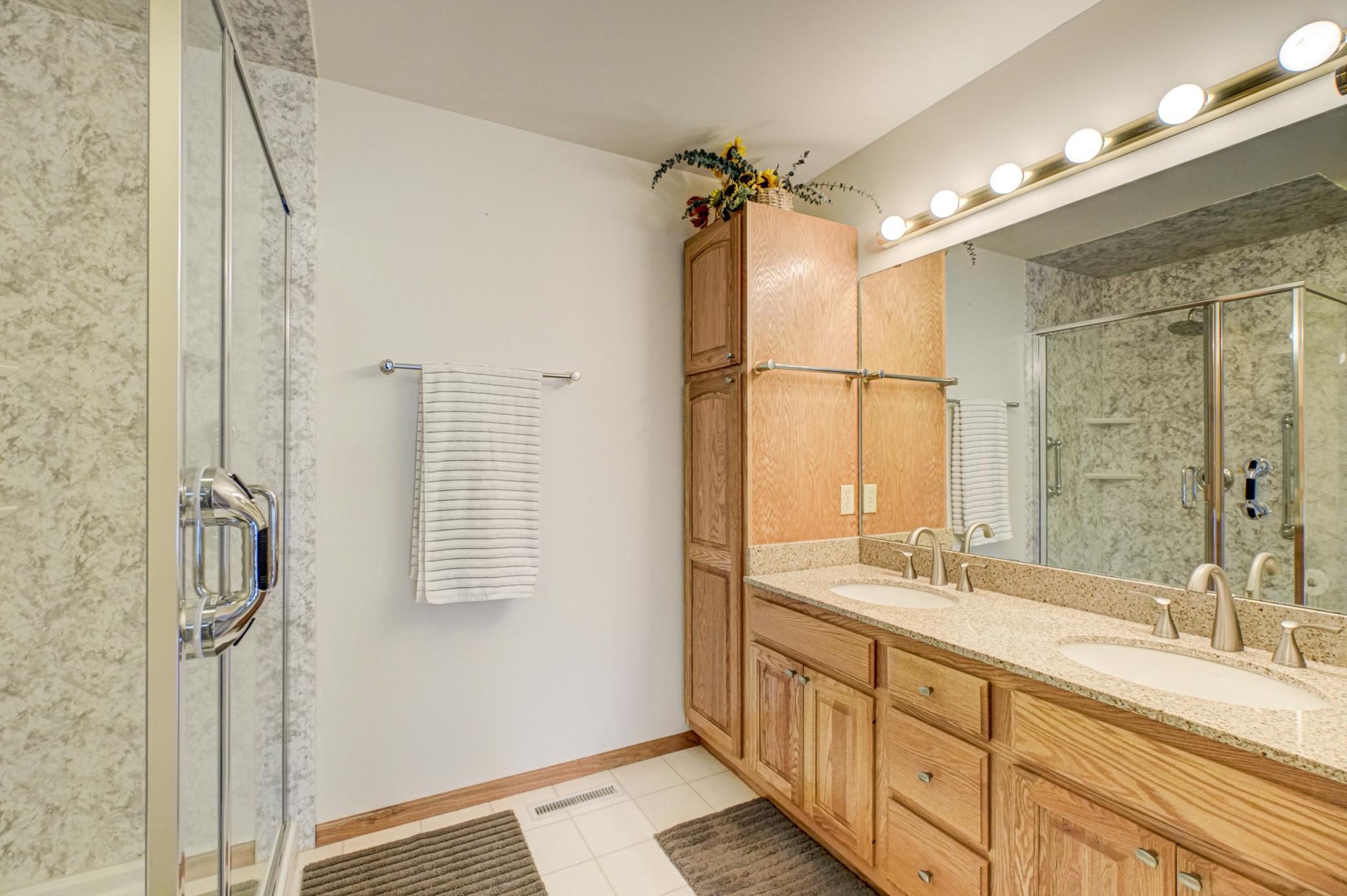 869 Autumn Way Stillwater, MN 55082 - Photo 18 of 39