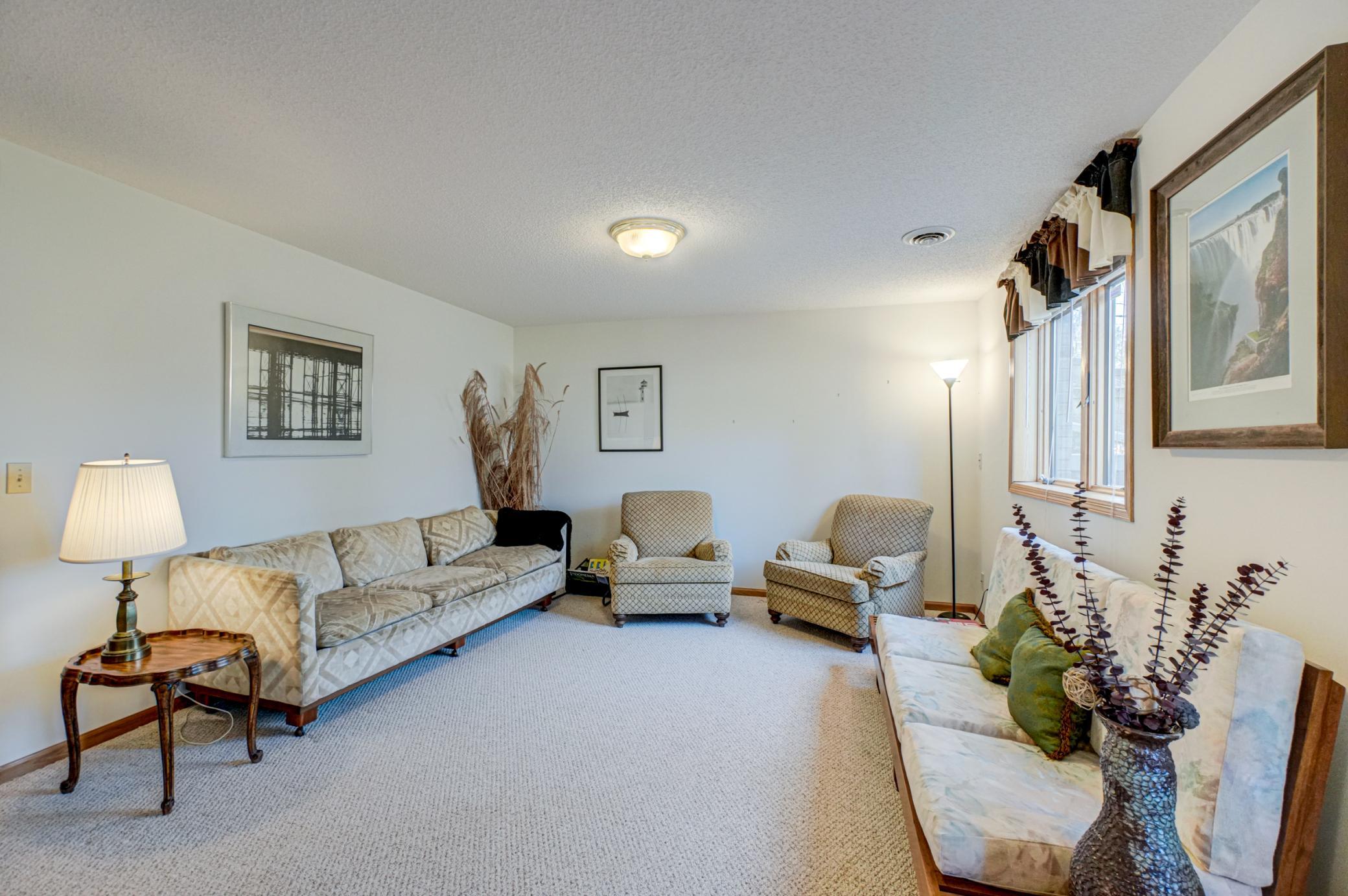 869 Autumn Way Stillwater, MN 55082 - Photo 22 of 39