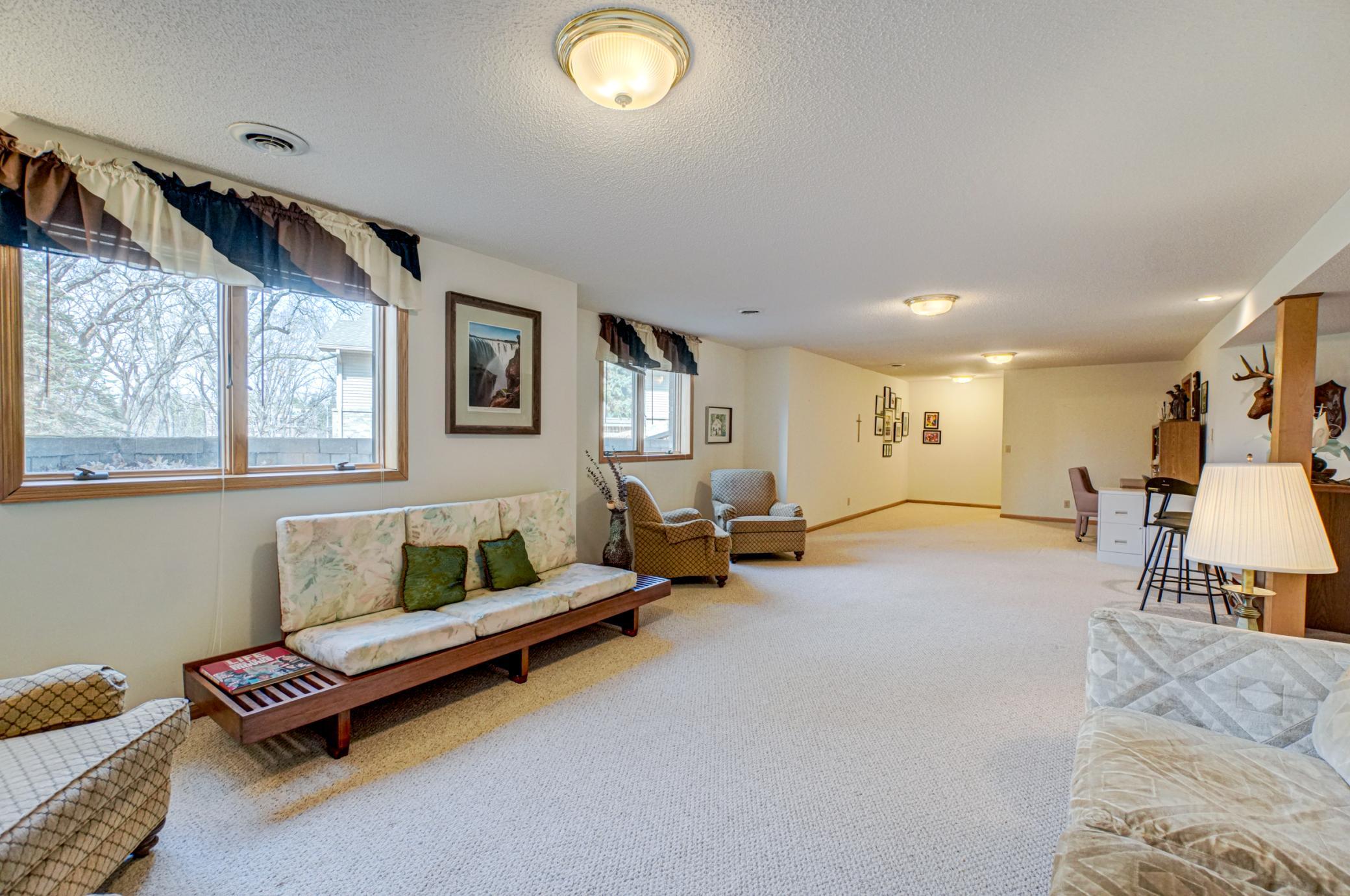 869 Autumn Way Stillwater, MN 55082 - Photo 23 of 39