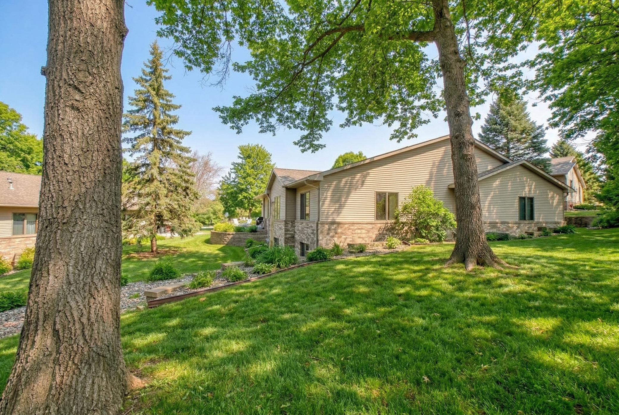 869 Autumn Way Stillwater, MN 55082 - Photo 35 of 39