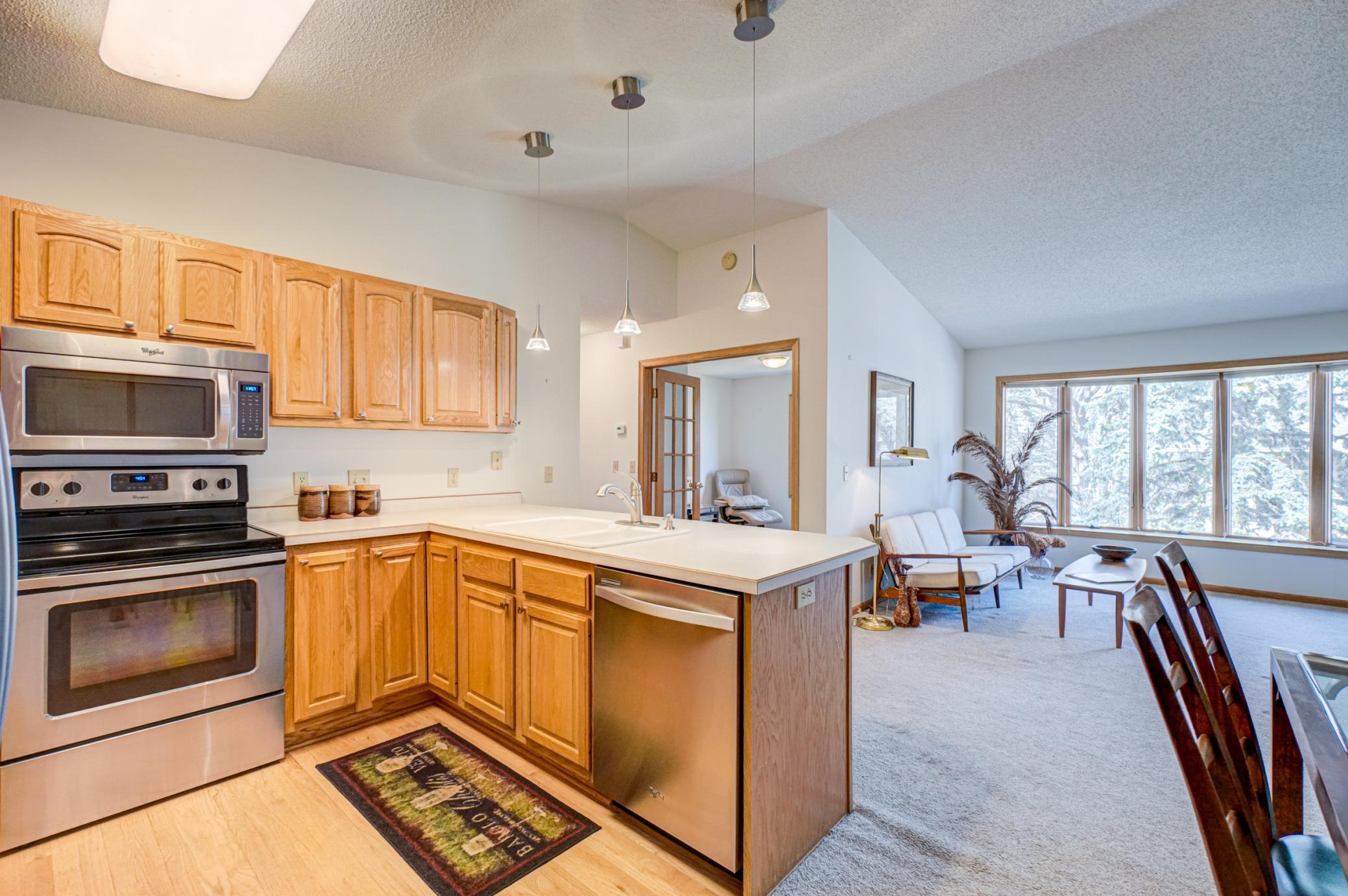 869 Autumn Way Stillwater, MN 55082 - Photo 6 of 39